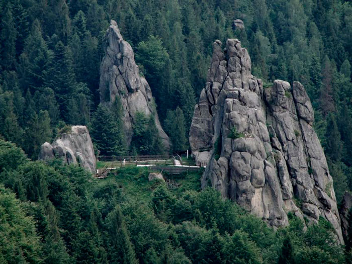 тустань в туре по Карпатам из Минска